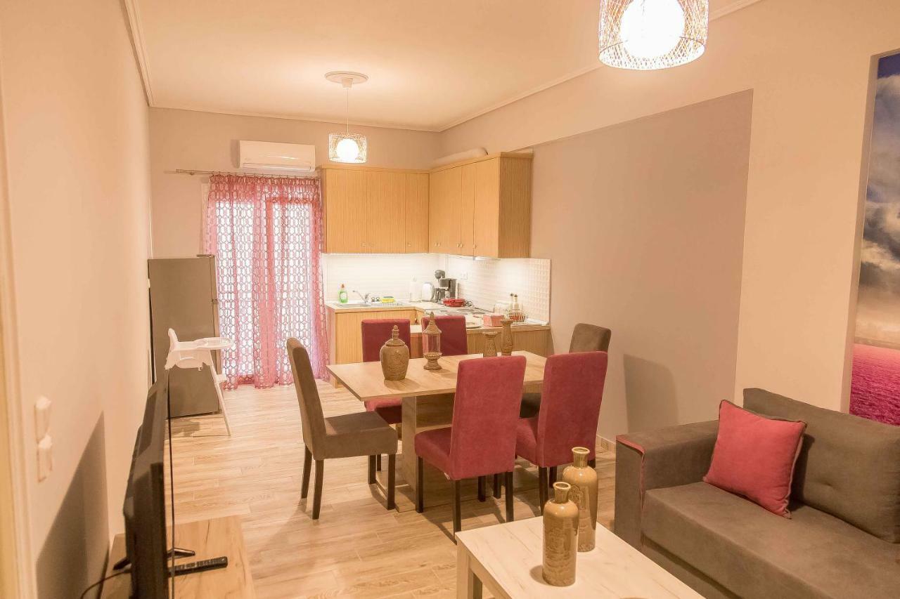 Luxury Lila House Under The Rocks Apartment Kalambaka Exterior photo